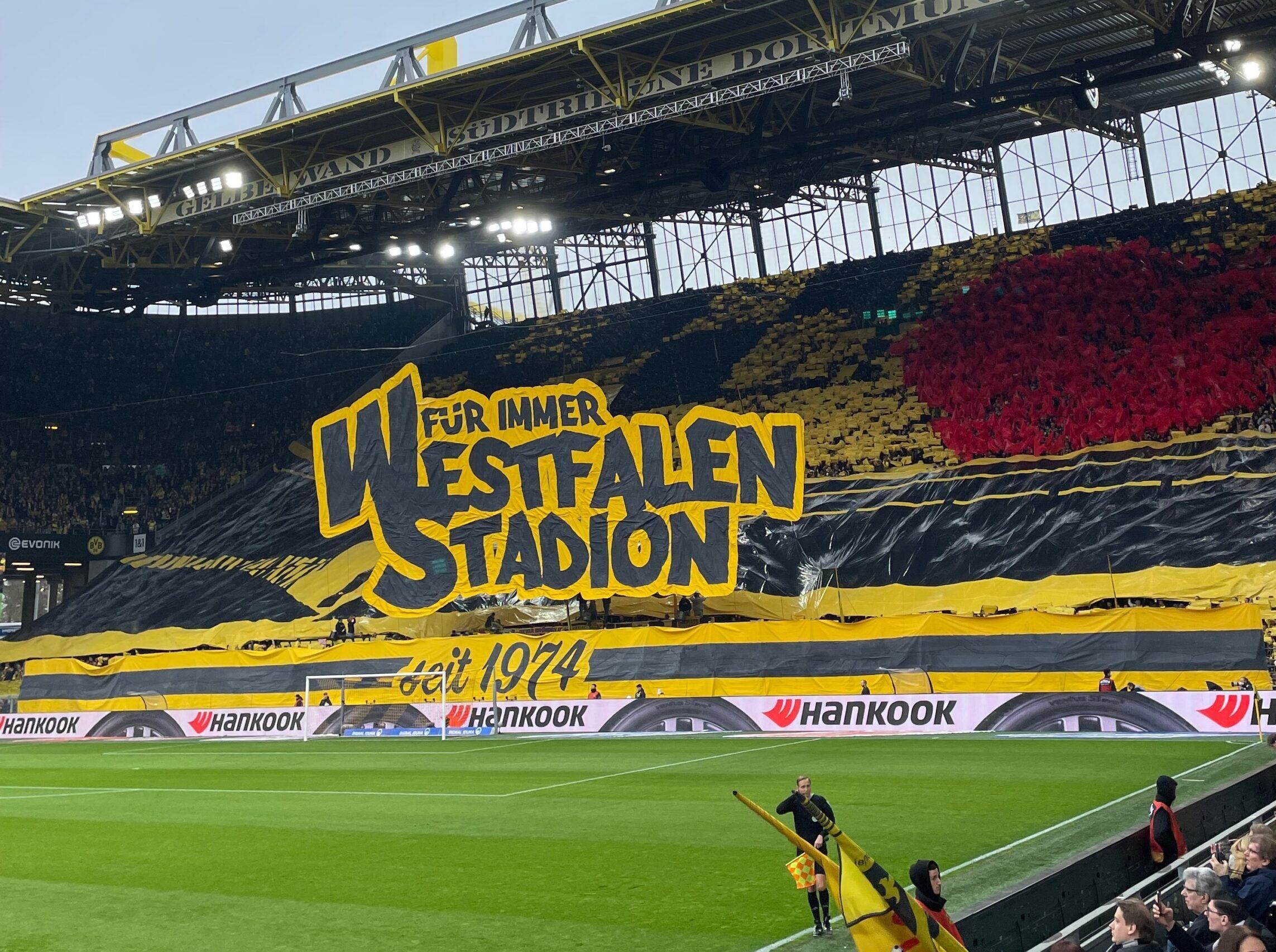Fodboldrejser til Dortmund: Für immer Westfalen Stadion tifo