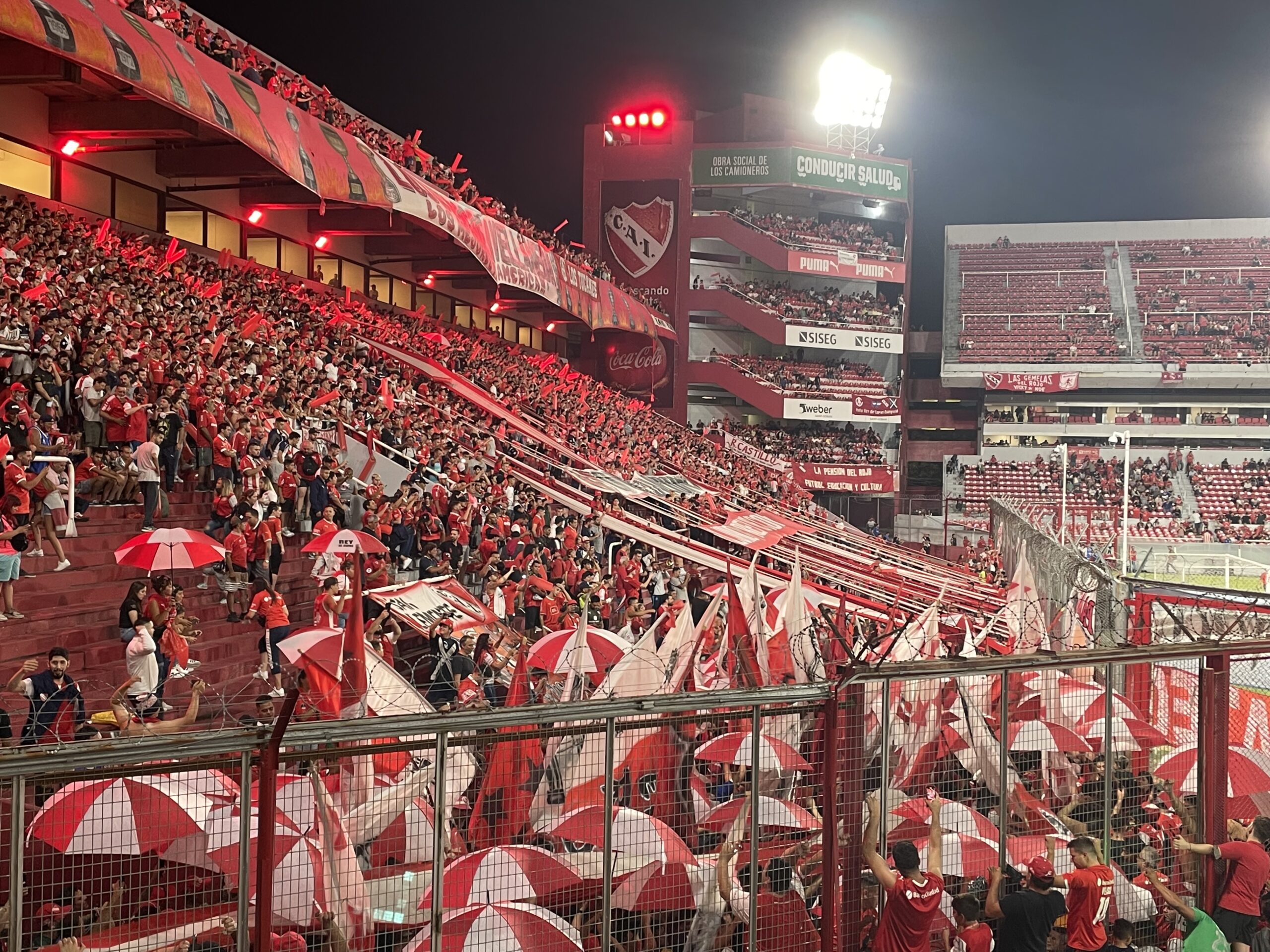 Independiente stadion: Estadio Libertadores de America