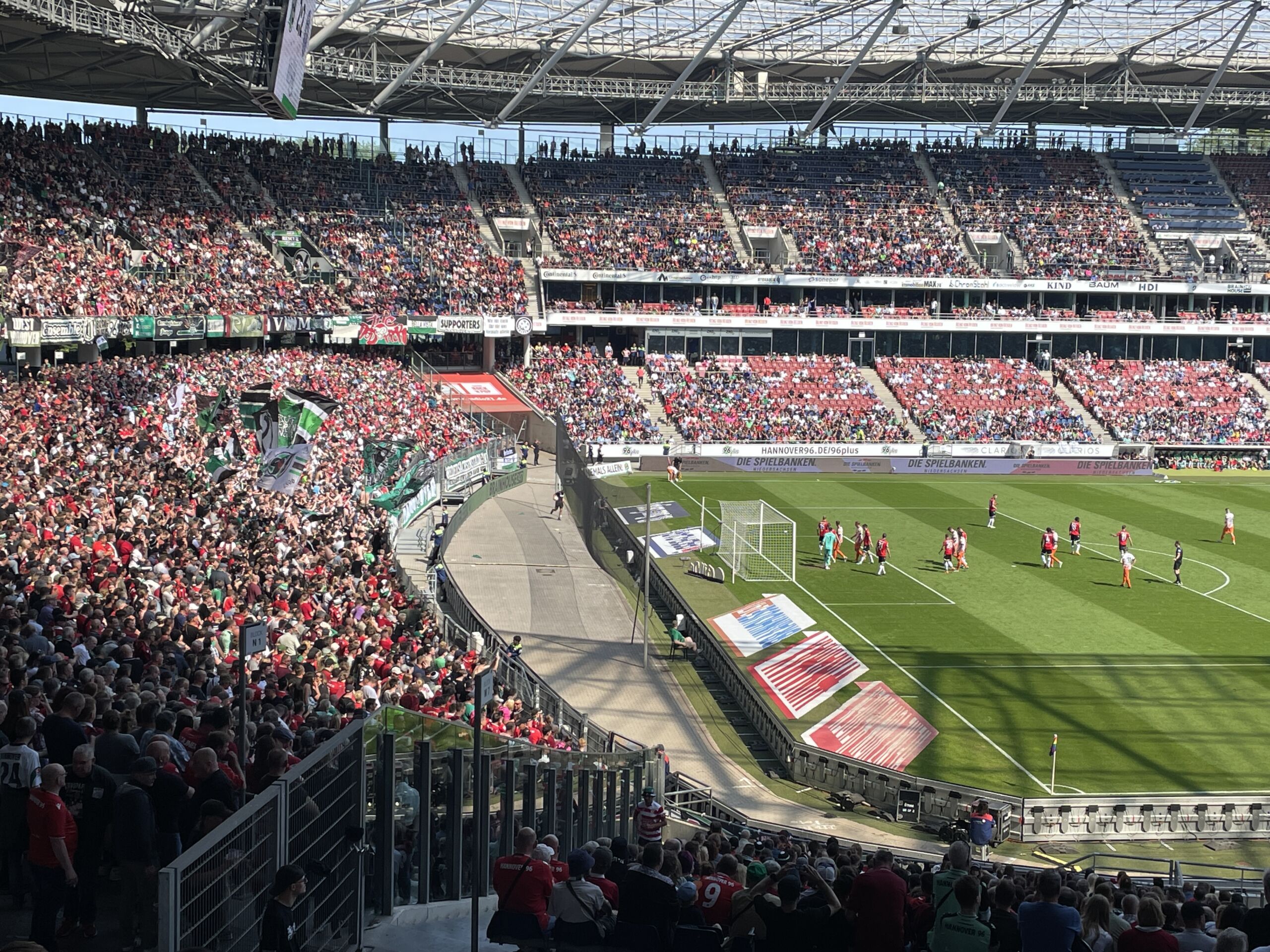 Hannover 96 indefra stadion